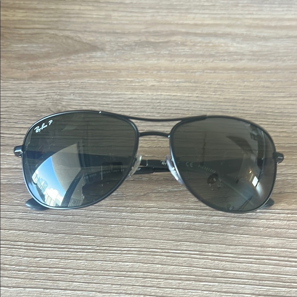 Ray-Ban Polarized Black Aviator Sunglasses